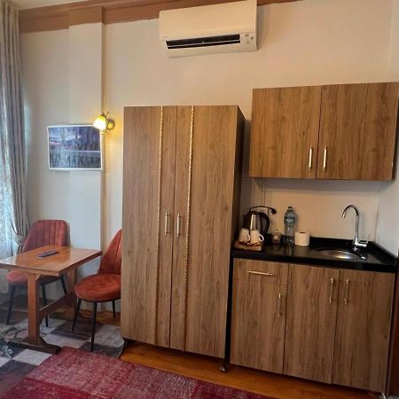 April Hotel 伊斯坦布尔 外观 照片